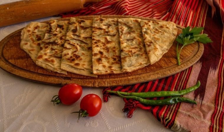 Hem Lezzetli Hem de Pratik Bir Tarif: Soğanlı Gözleme Tarifi!